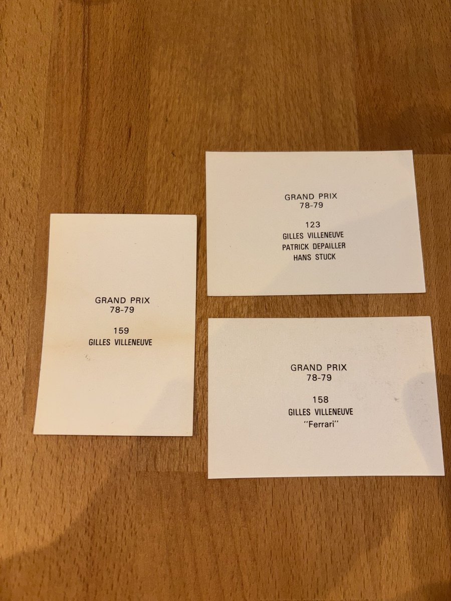 anodrac7's tweet photo. Salut tout le monde! 

Est-ce que quelqu’un saurait me dire d’où provienne ce genre de "cartes à collectionner" type panini ? Elles sont toutes datées de la saison 78-79. 🤔 
Vroom vroom 🏎️ 
@Julien_FEBREAU  @RGrosjean 😬 https://t.co/4cs74S3Hxg