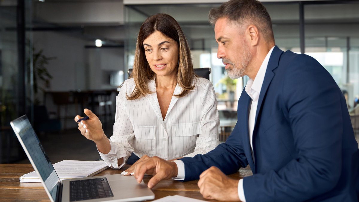 Branding is one of the most effective ways for attorneys to stand out from competitors and win over legal consumers. In our latest guide, we share expert advice on how to develop and build a strong brand: ow.ly/qPlT50UBqeb