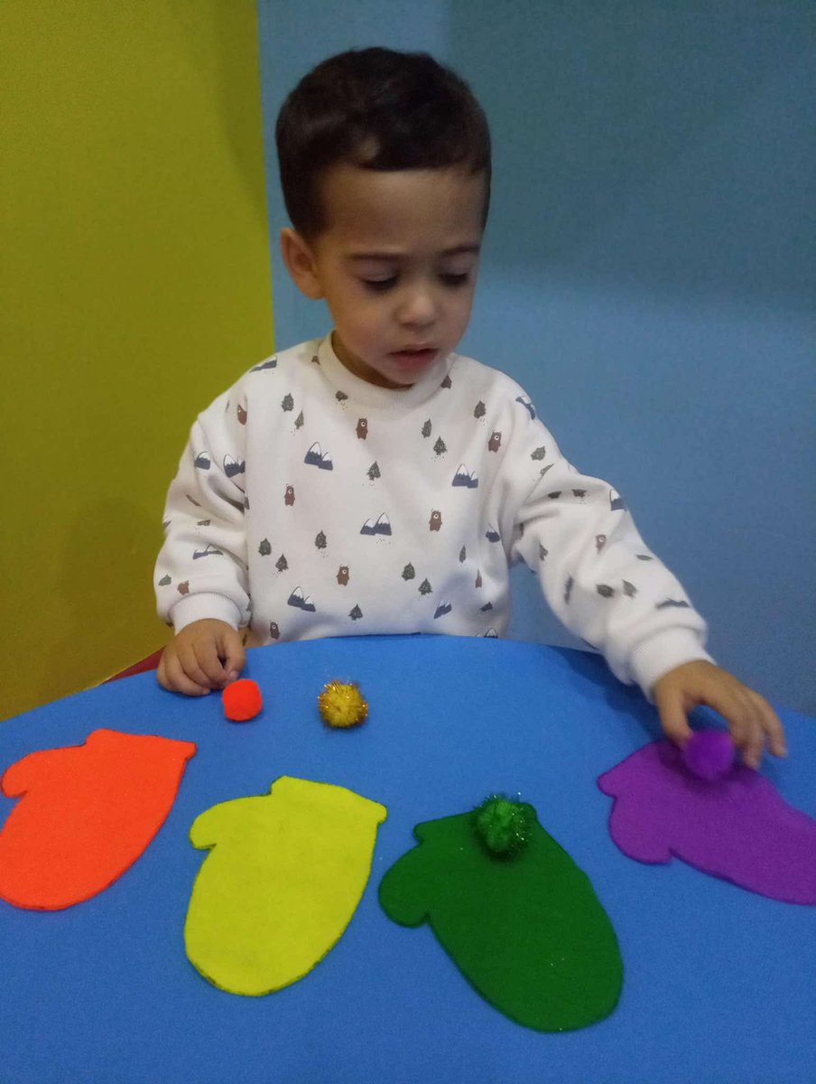 ChildcaresMalta's tweet image. Learning through play! Our Pre-Kinder kids love colour sorting, building early math &amp;amp; motor skills. 

📍 The Nursery School, Mosta, Malta
👶 Book a visit: childcaresmalta.com

#ColourSorting #PreKinder #EarlyLearning #ChildcareMalta #Mosta #TheNurserySchool #HandsOnLearning