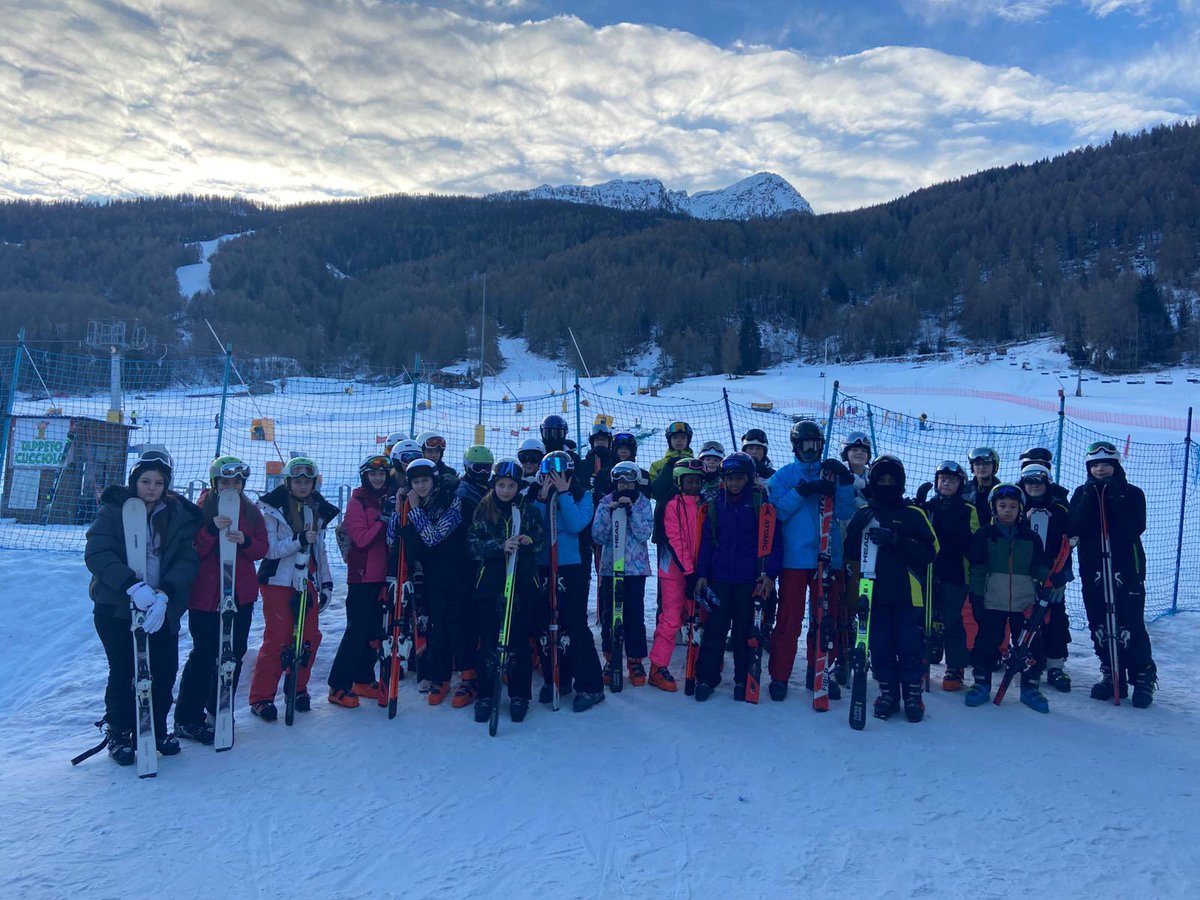 Gloucester Academy tweet media