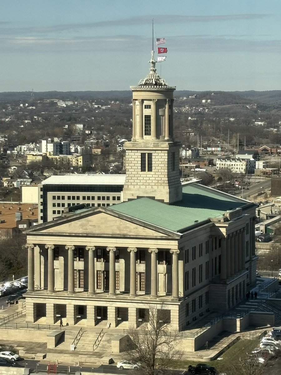 SchmidtLobbyist's tweet photo. Welcome back, TN General Assembly 2025!  The 114th General Assembly is open for business! https://t.co/oyyfHdJBqc