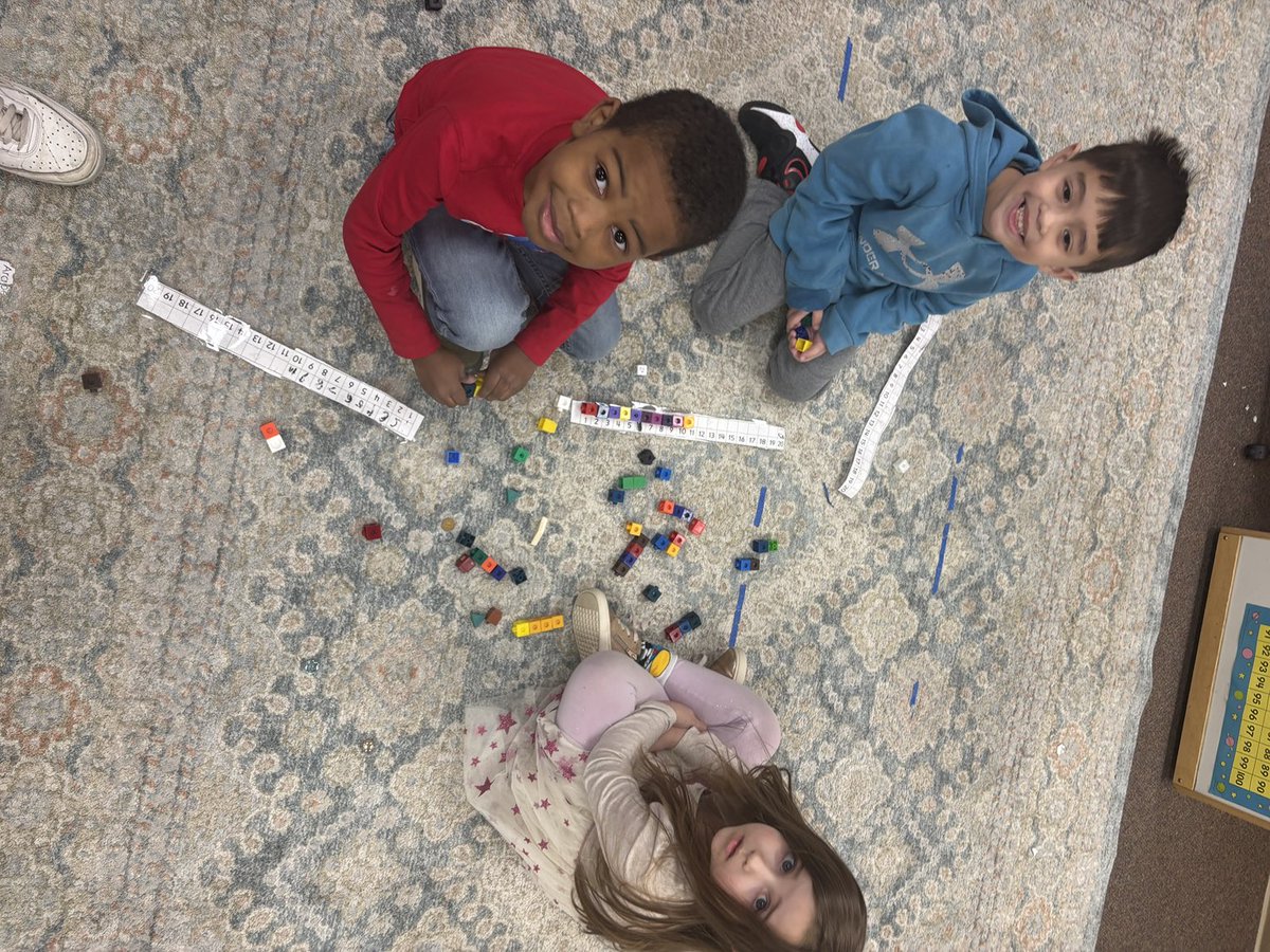 Growing train is our new favorite math game😀 ⁦<a href="/BSEhseIN/">BSE-HSE</a>⁩