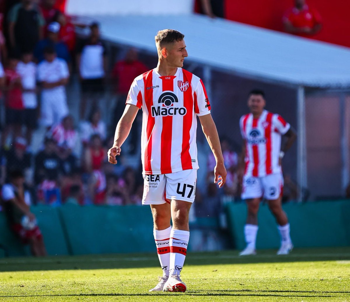 JuanLunajp66's tweet photo. Nicolás Dubersarsky será jugador del #Austin 🇺🇸

#Instituto 🇦🇹 vende el 80% del pase por US$3M.

Otra 💎 Joyita de la Agustina 🏰 al 🌎 Mundo. https://t.co/m7SBRnYtR7