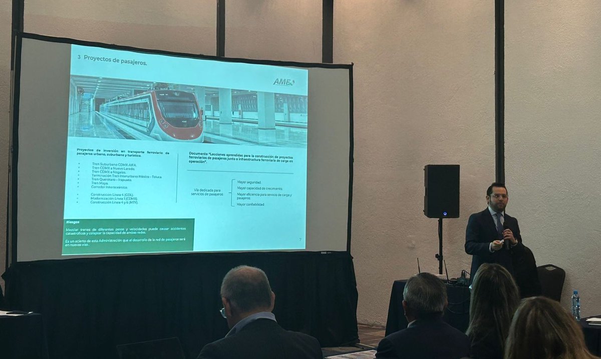 AMFerrocarriles's tweet photo. La @AMFerrocarriles participa en en las mesas de trabajo para la construcción del Plan Nacional de Desarrollo 2025-2030, desde Guadalajara, Jal.

En la mesa “Economía  moral y trabajo” destacando el papel que tiene el ferrocarril para el desarrollo y la generación de bienestar https://t.co/qcvRZ9GwMY