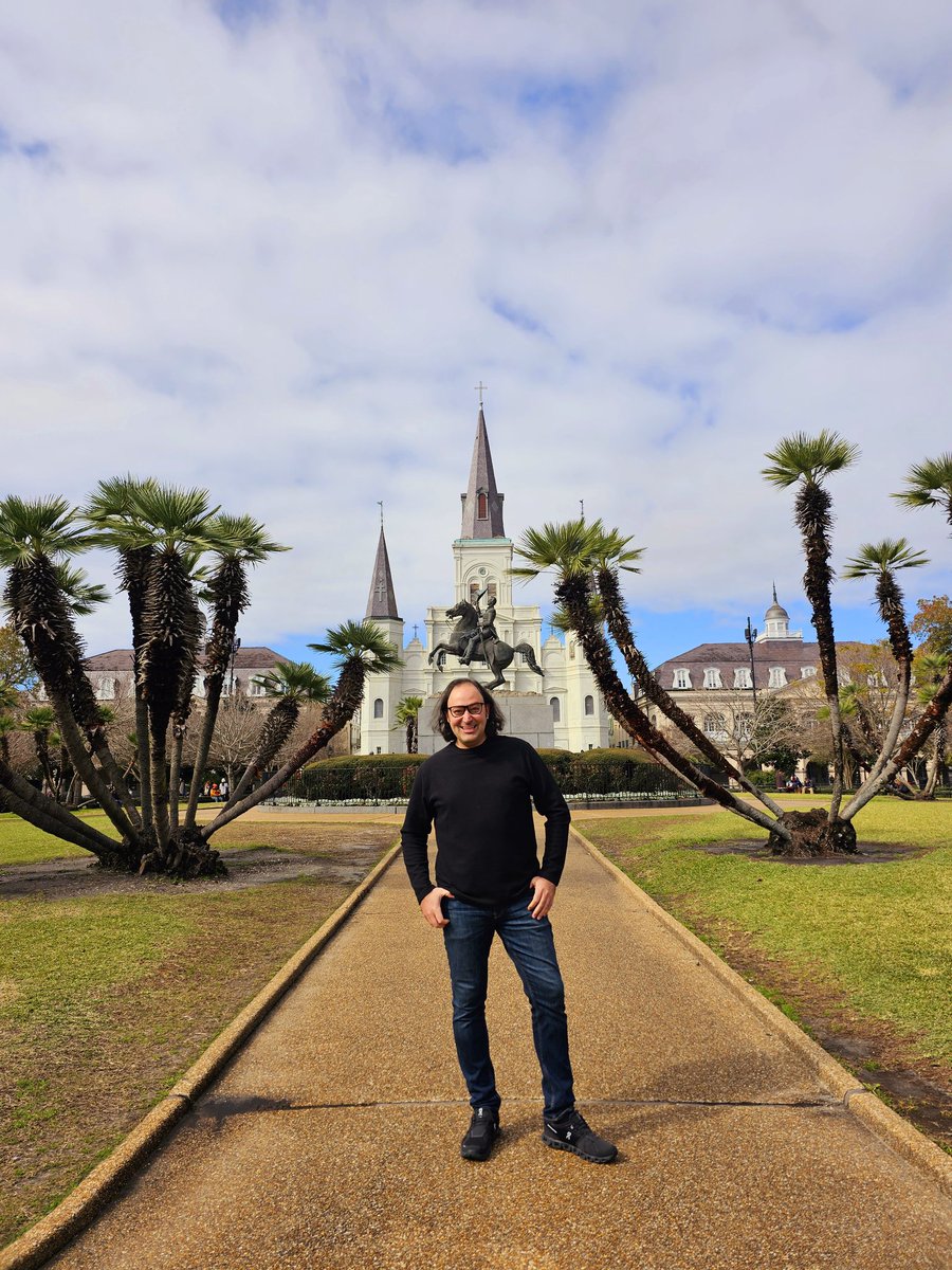 Kicking off the 2025 show tour in New Orleans!
#NOLA