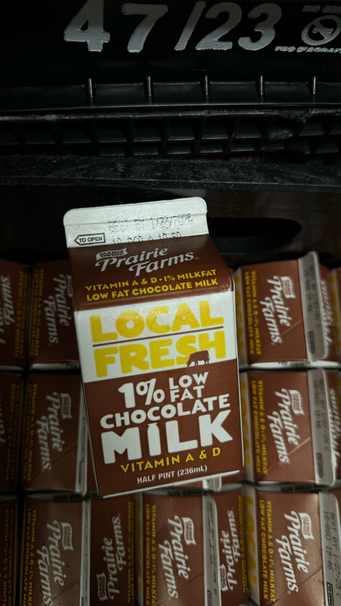Kids milk at schools is now with vitamin A & vitamin D 😥 @NutriDetect @ChrisDeVocht_ https://t.co/SJyrzt0nwk