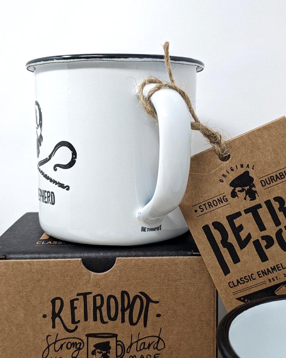 La ONG Sea Shepherd Conservation Society <a href="/seashepherd/">Sea Shepherd</a> no necesita presentación.
Nos sentimos especialmente orgullosos de este trabajo y agradecemos la confianza. 
seashepherd.org 
Que siga la lucha! Gracias!
retropot.es