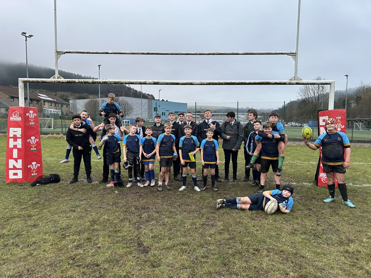 A great game of rugby for our Yr 7s today against Tredegar. Huge well done to our Yr 10 leaders for warming the boys up and to Yr 11 pupil Ben Williams for refereeing. It was fab to see 2 of our players then go on to train with <a href="/Abertillery_BG/">Abertillery BG RFC</a> Mini &amp; Juniors for the first time!👏🏻