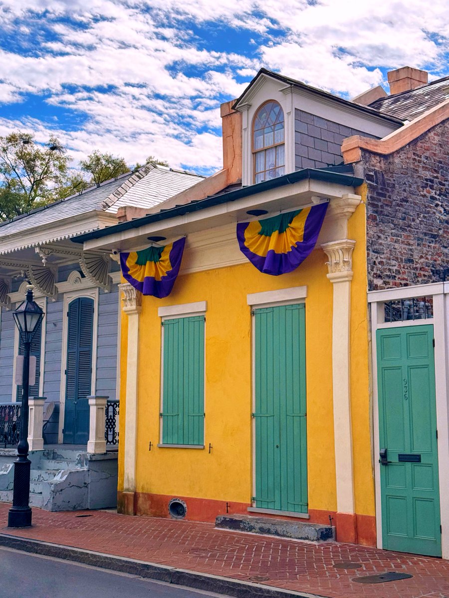 It’s Carnival time in the Vieux Carré! 💜💛💚