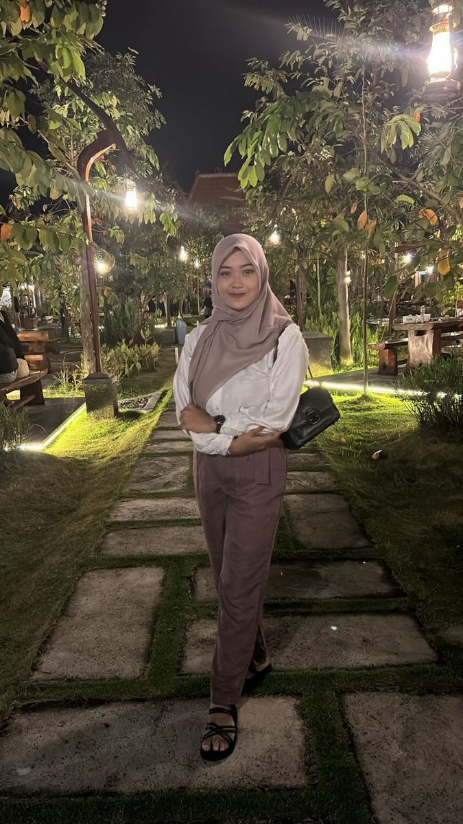 Debifrdy's tweet photo. Lecehin ludahin kencingin kontolin muka ku please #chatseks #chatseksyuk #chatsekssange #chatseksjilbab #chatsekshijab #chatsekskasar #chatseksbrutal
#lecehin #kontolinfoto #kontolinhijab https://t.co/5B0tKyIHHy