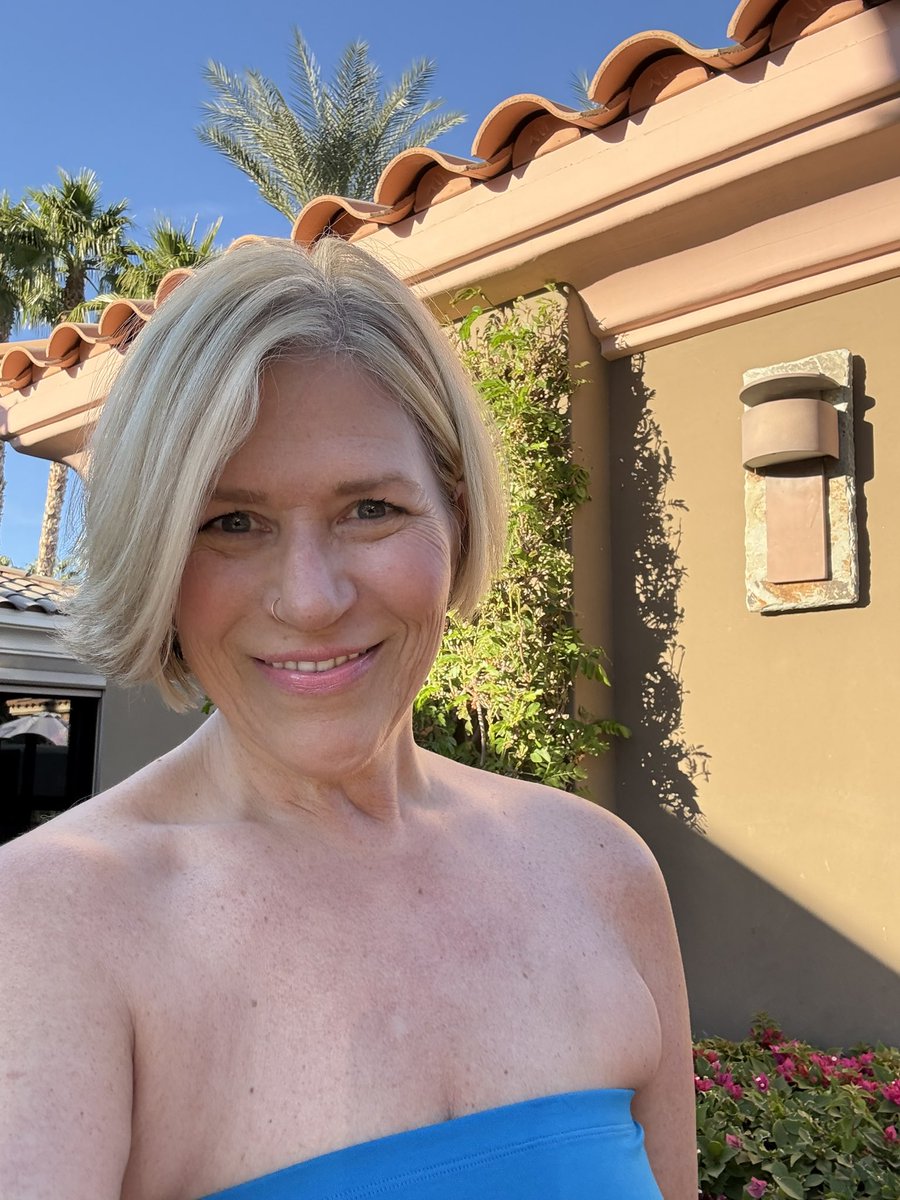 🪷 🇺🇸🇺🇦🇮🇱🟦 Catherine votes 4 normie Dems💙 tweet media