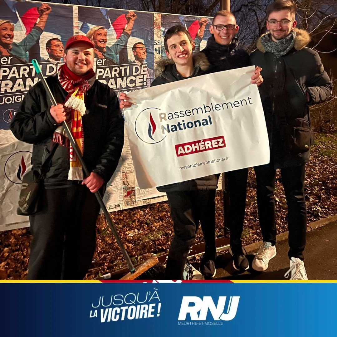 rnj_54's tweet photo. 👏 Bravo aux militants de la 2ème circonscription de Meurthe-et-Moselle ! Malgré le froid glacial, vous avez assuré lors de l’action collage hier soir. Votre détermination est inspirante ! 🇫🇷 Merci pour votre engagement 💪 #RNJ54 #ActionLocale #Fierté #meurthe&amp;moselle #politique https://t.co/3h3z8COaj7