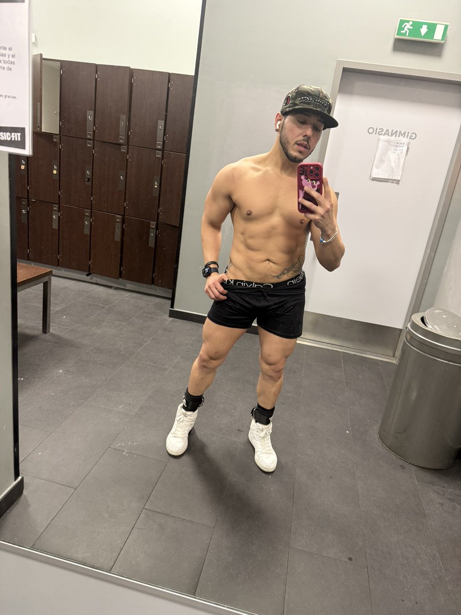 leoperezpolanco's tweet photo. Solo imagínate que cambiando tu mentalidad puedes cambiar completamente tu vida, piénsalo! 💪🏻😍 #meamo #FitnessMotivation #fitness #40years https://t.co/eTq5QElq0W