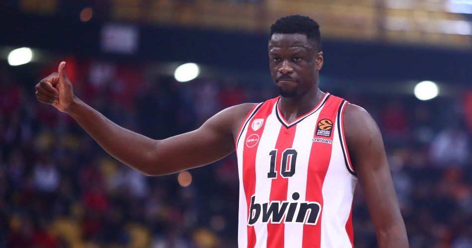 Billsbestbet's tweet photo. #EuroLeague 🏀 

I’m sending an extra play to the first 30 people to leave a like below! 👇 

🧱 Olympiakos/Baskonia under 167.5 -112 (1.5U)

Need a book? DM @KbcSportsbook 

#GamblingX https://t.co/yBtdZpTXKk