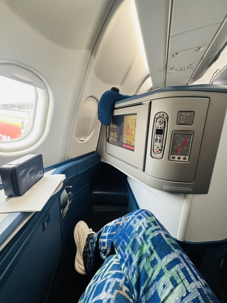Finally off to Atlanta 🇺🇸 from Lagos 🇳🇬 with <a href="/Delta/">Delta</a> 
13hrs is long! How do you keep yourself occupied on long haul flights like these?

 #DeltaToAtlanta #LagostoAtlanta #fromLagoswithDelta #ExploreDeltaflight