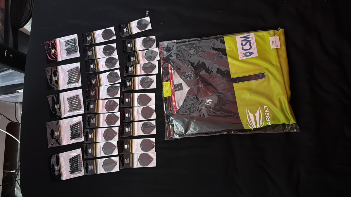 Thank you <a href="/lorraine180/">lorraine winstanley</a> <a href="/TargetDarts/">Target Darts</a> for sending me this darts stuff