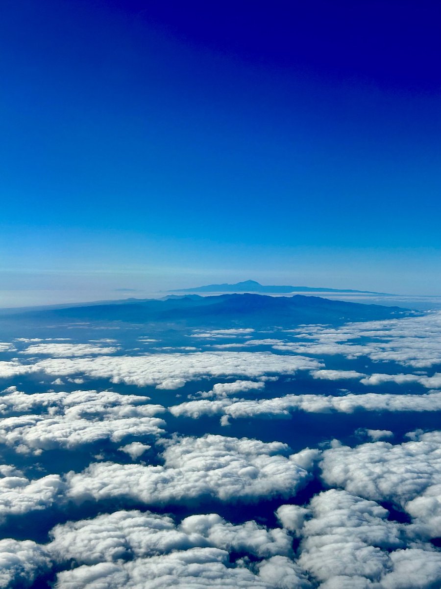 PyreneesWorship's tweet photo. #Canarias 😍 https://t.co/zb2GYNizsi