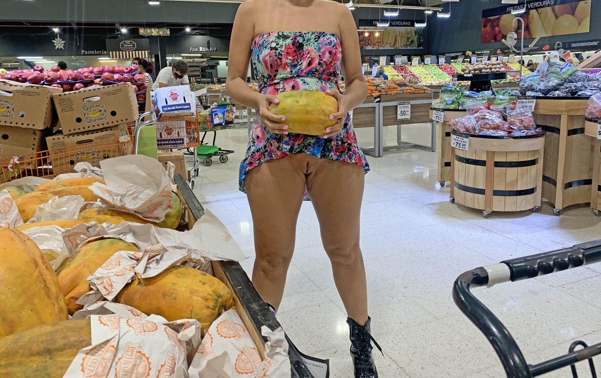 Bellalayla_milf's tweet photo. Como ven esa Papaya, ya estará madura para devorar??? https://t.co/6mlWsFY61N