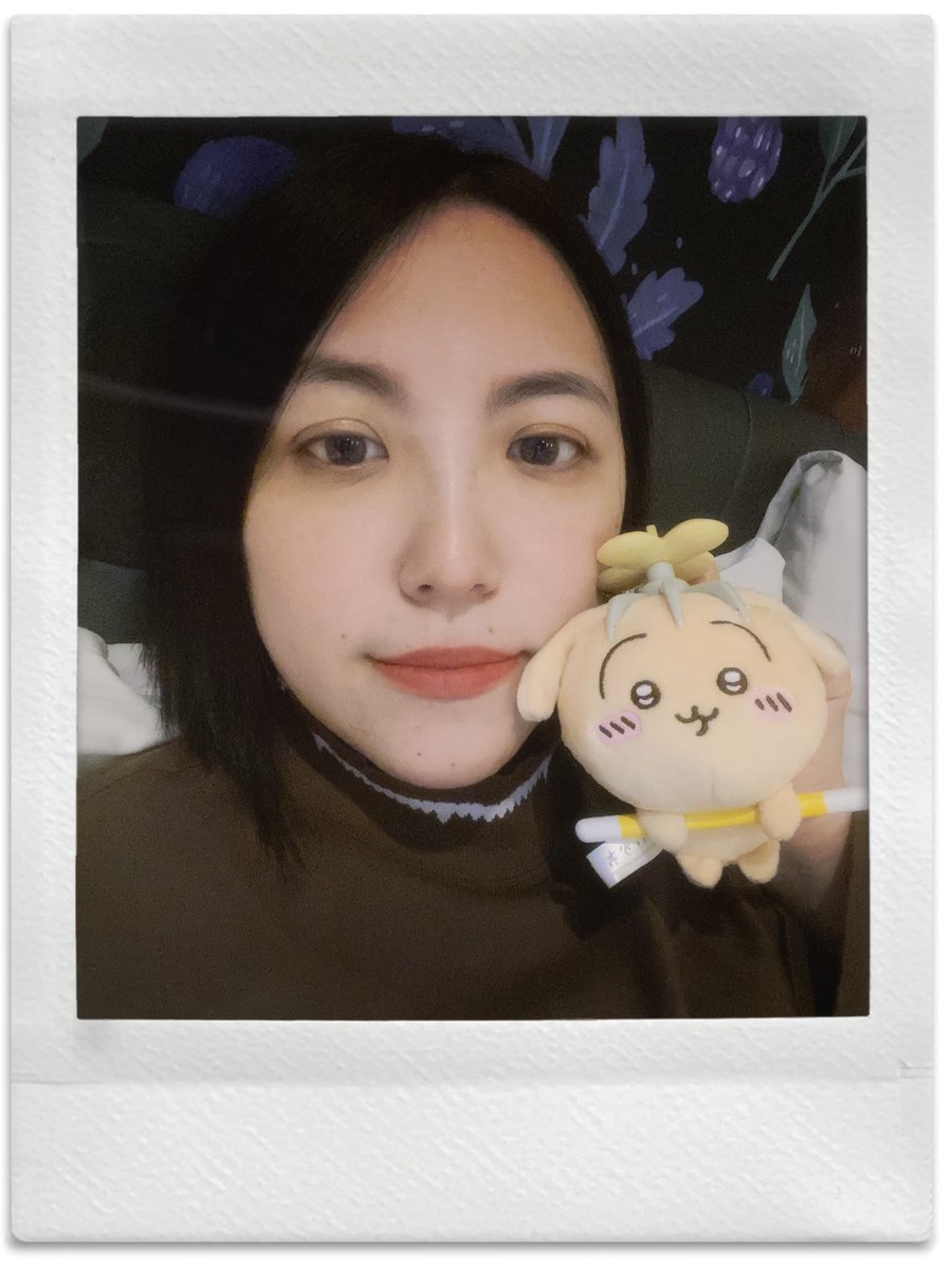 gloomy08261's tweet photo. 酒後跟娃娃拍拍☺️ https://t.co/3SNKhtSkV1