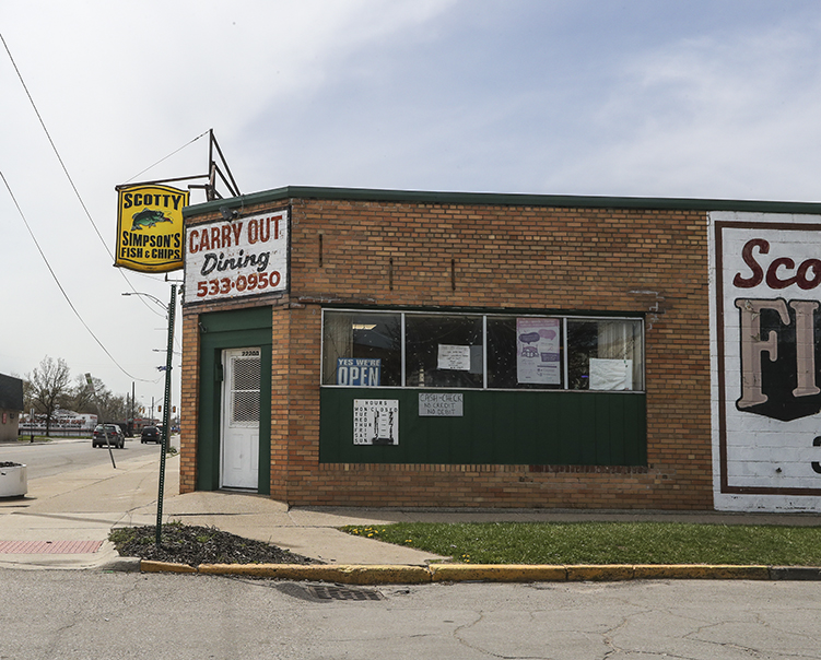 MikeLobsinger's tweet photo. @ChowDownDetroit Somebody has to include Scotty's Fish and Chips on Fenkell in Detrot https://t.co/HuDa5tilcX