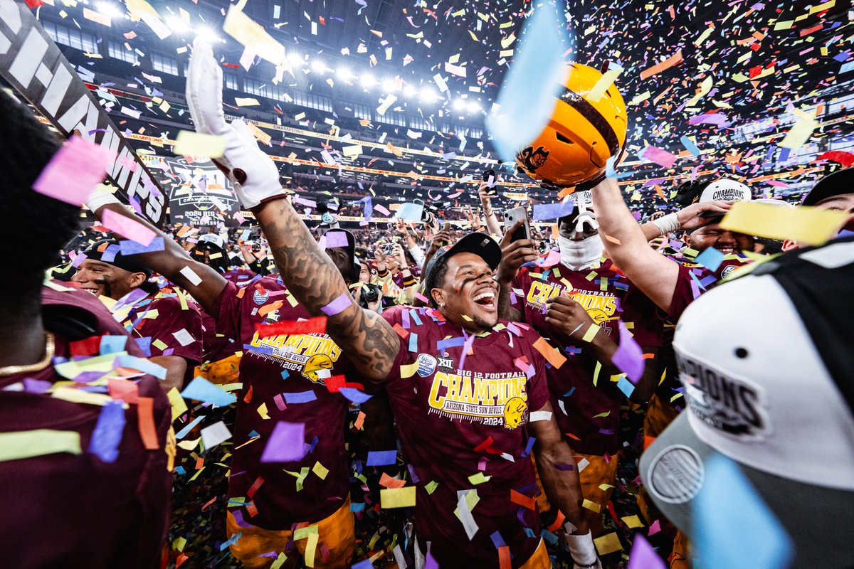 ASUFootball's tweet photo. Tap, hold and load in 4K.

#ForksUp https://t.co/bNRmuqCRFv