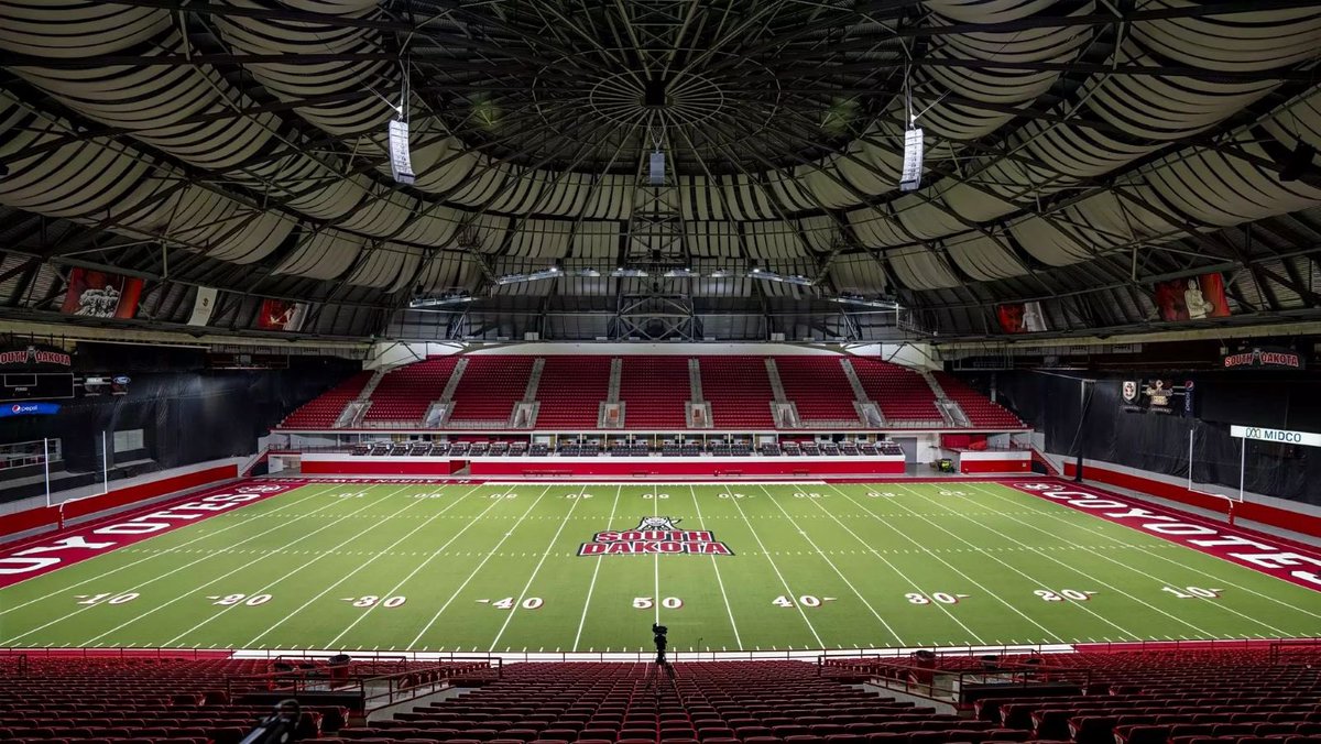 Carson Fletcher (@carsonf_33) on Twitter photo Thankful to receive an offer from the University of South Dakota! 🐾🔴⚪️ #GoYotes
<a href="/PrepRedzoneWI/">Prep Redzone Wisconsin</a> <a href="/MJ_NFLDraft/">Mark Johnson</a> @travisWSN @McNamaraRivals <a href="/HorlickFootball/">Horlick Football</a> <a href="/coachbfletch/">Coach Brian Fletcher</a> Thankful to receive an offer from the University of South Dakota! 🐾🔴⚪️ #GoYotes
<a href="/PrepRedzoneWI/">Prep Redzone Wisconsin</a> <a href="/MJ_NFLDraft/">Mark Johnson</a> @travisWSN @McNamaraRivals <a href="/HorlickFootball/">Horlick Football</a> <a href="/coachbfletch/">Coach Brian Fletcher</a>