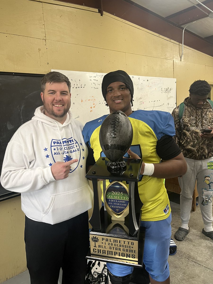 Drell_Chambers's tweet image. Had a great time playing in the I-20 Classics. Thank you for the opportunity
@I_20ClassicFB @ACFloraFootball @LouatTheState