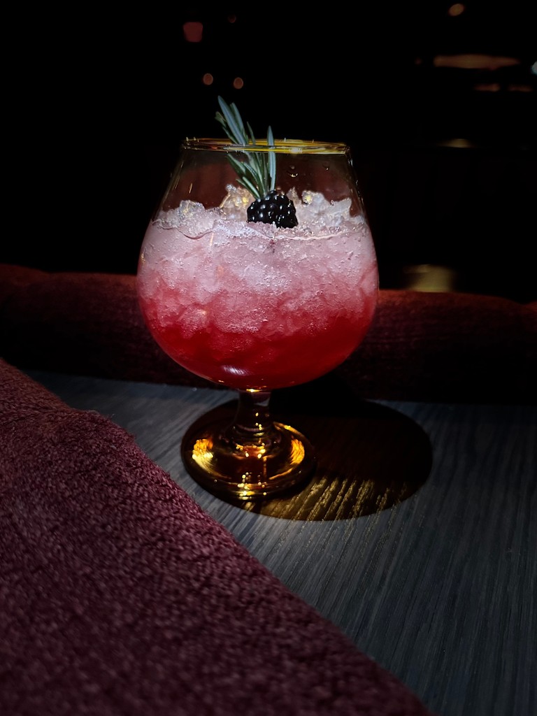 SaltRosslyn's tweet photo. Cheers to the DDs! 🥂 Our 'The DD' mocktail is the perfect refreshing beverage for those who are driving or simply enjoying a night out without alcohol. #DryJanuary https://t.co/wLt55b458M