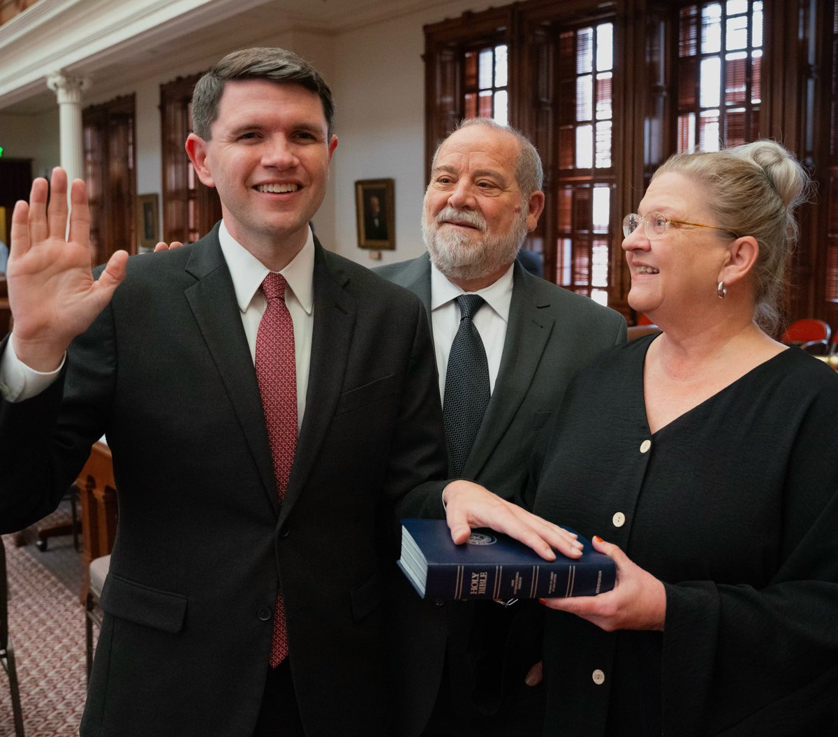 jamestalarico's tweet image. I just took the oath of office for a fourth term in the House.

It’s the honor of my life to serve the people of Texas.

Let’s get to work.