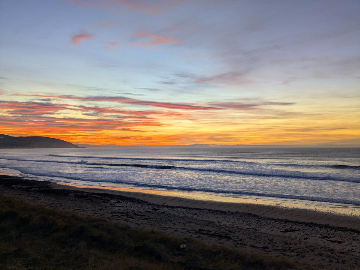 Sunrise to Sunset <a href="/MachDunes/">Machrihanish Dunes</a>