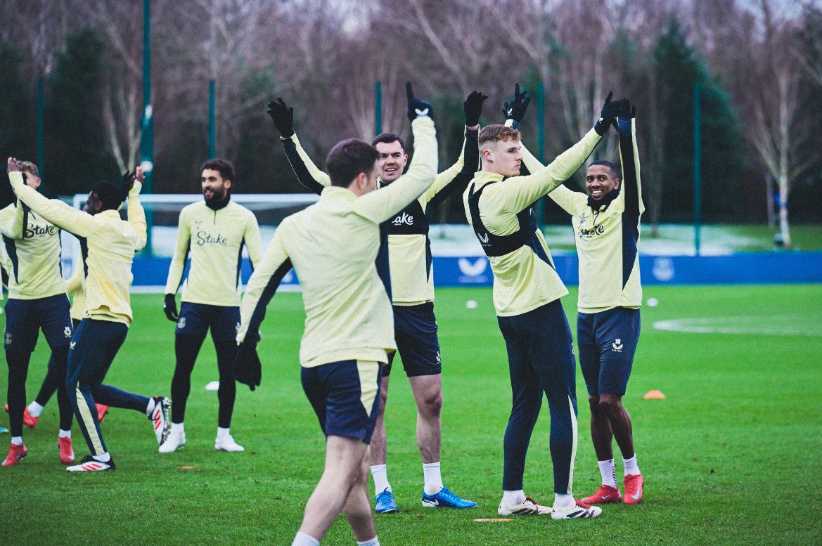 Hands up for no shinnies at training