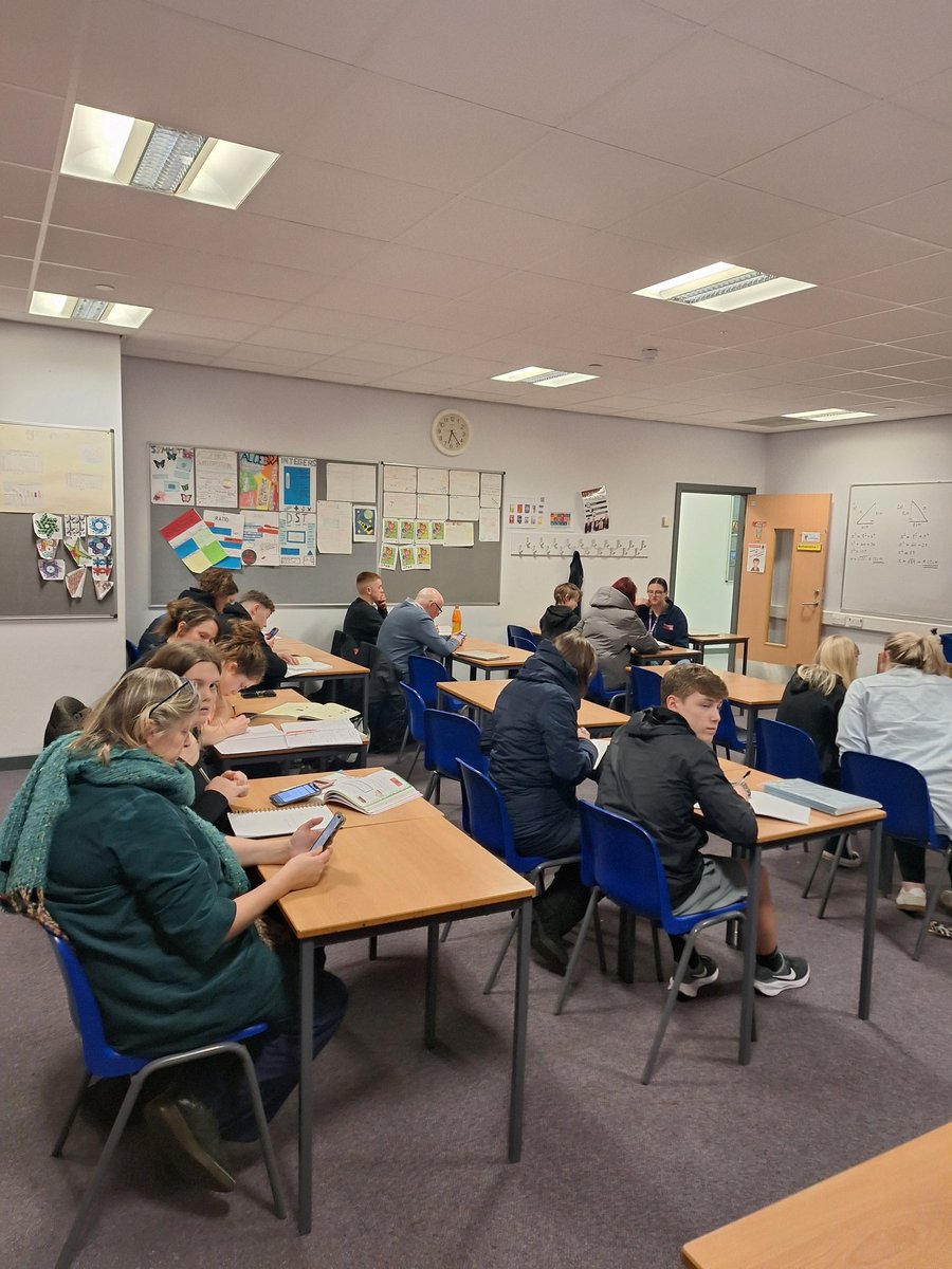 Multiply Angus tweet media