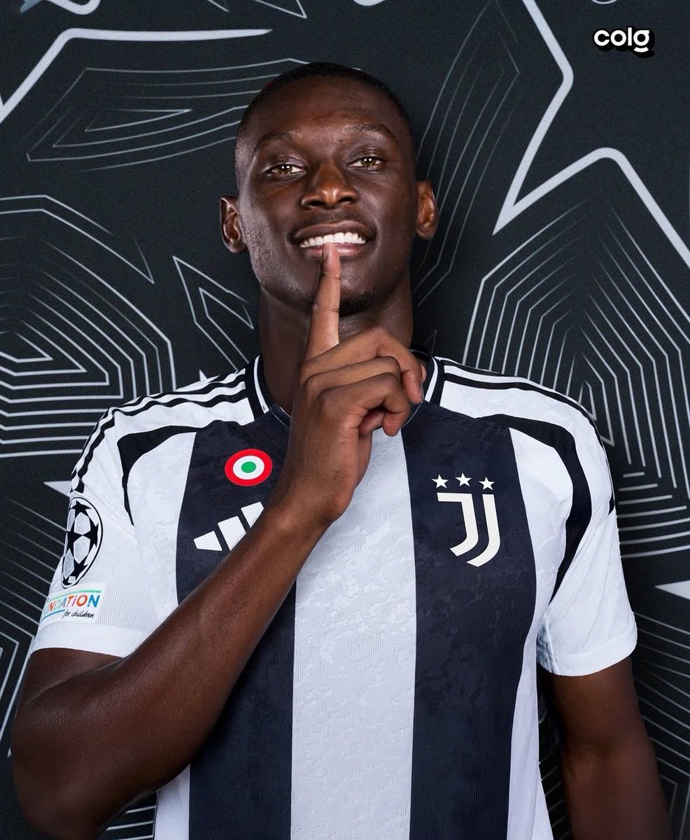 GamosooGFX's tweet photo. 🚨OFFICIAL🚨 Kolo Muani to Juventus! 🇫🇷🤍🖤
 
Six months loan with NO buy option clause. 🔏
Medical tests set for this week. 🩺

#Juventus #KoloMuani #PSG https://t.co/ZVfEYa8dJk