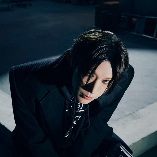 TOP 60: Most-Followed K-POP Idols On Instagram

59. TEN (11M)