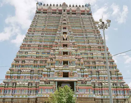 trramesh's tweet photo. The GREAT TEMPLE LOOT in Tamil Nadu !

 Latest example !

  1.  Sri Ranganathaswamy Temple, Srirangam, Tamil Nadu is controlled by @tnhrcedept by FRAUD from 13.12.1951.  There is NO legal order that exists appointing an Executive Officer to the temple.  (I challenge @tnhrcedept to show an order by which Govt  Executive Officer can function in this temple). 

2.  A servant of the @tnhrcedept is "appointed" as the "Fit Person" (SOLE TRUSTEE) of the temple.  This is openly violating judgment of a Constitutional Bench of the Hon'ble Supreme Court of India.  This is also in violation of Section 25-A of the TN HR&CE Act, 1959.
  Such "Fit Person" cannot call for major tenders as per the orders I obtained from Madras High Court. 

3.  Only 6 days ago the Hon'ble First Bench of the Chief Justice of Madras High Court  categorically ruled that the surplus funds of a temple can be used only for the purposes permitted under the 1959 Act. 
                Yet, here comes a tender notice in complete violation of the judgment dated 09.01.2025. 

    Looters have no shame.  They have to loot. Even if it is money of Bhagwan. 

      The illegally present Executive Officer and the Fit Person are  going to spend 8.40 Crores on Facade illumination of temple towers. One fraud leads to another. 

    The other meaning of Facade is " deceptive outward appearance"  

    This meaning fits Govt control of Hindu Temples.