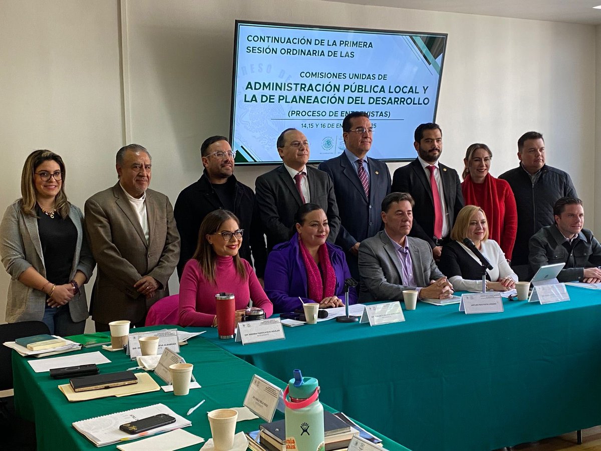 PabloTrejoIzt's tweet image. Hoy iniciamos entrevistas con aspirantes al Comité de Selección del #IPDP. 
Destaqué la importancia de un proceso transparente para elegir perfiles con visión estratégica y compromiso ético que garanticen un desarrollo sustentable y equitativo para nuestra #CDMX.  #Transparencia