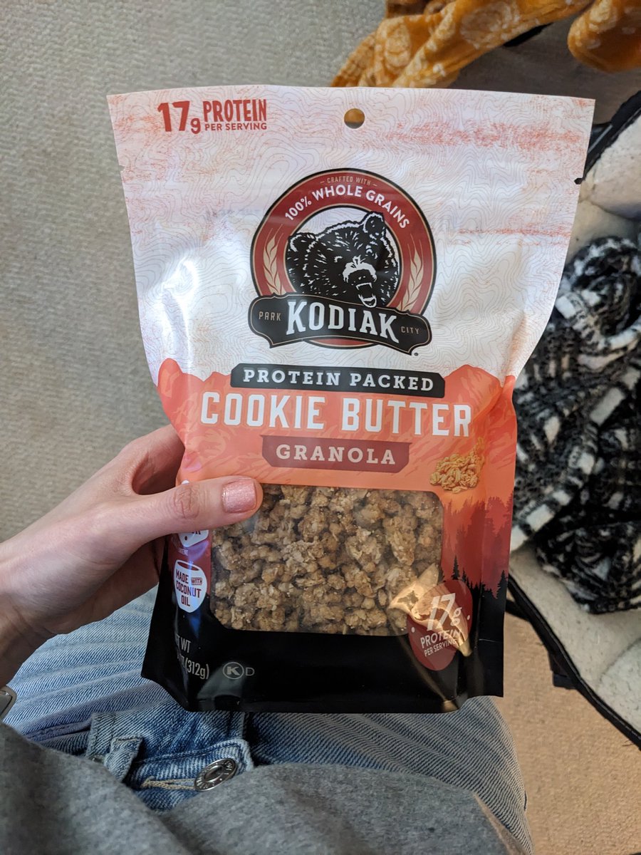 I'm at that age where I get excited about fun sparkling water flavors (I used to despise all sparkling waters) and cookie butter granola