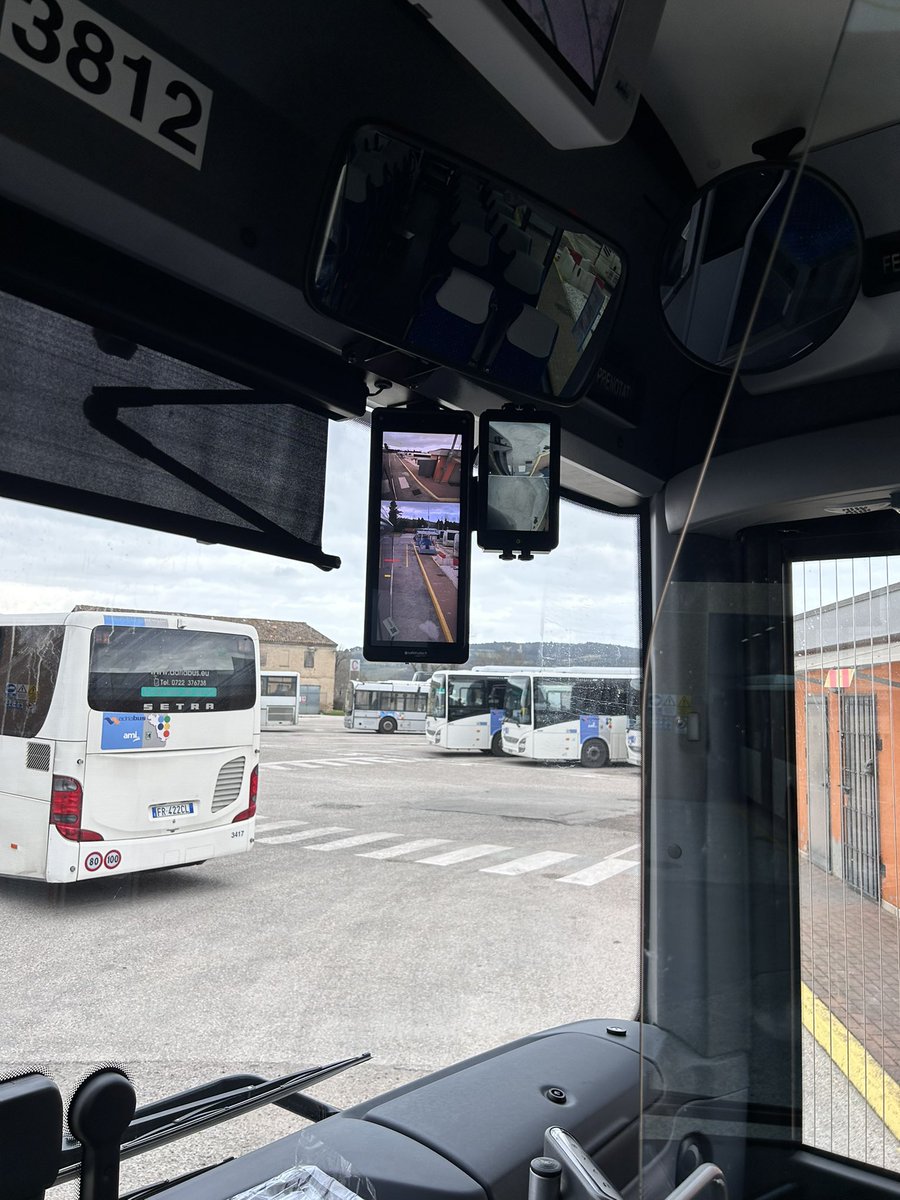 58_RaceYourLife's tweet photo. New entry methane powered bus
#iveco #ivecobus https://t.co/uoMpYPVoAI
