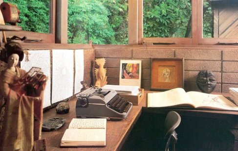 ❛ We write to heighten our own awareness of life. We write to lure and enchant and console others.

The view from the desk of writer Anaïs Nin, who died #OTD in 1977.