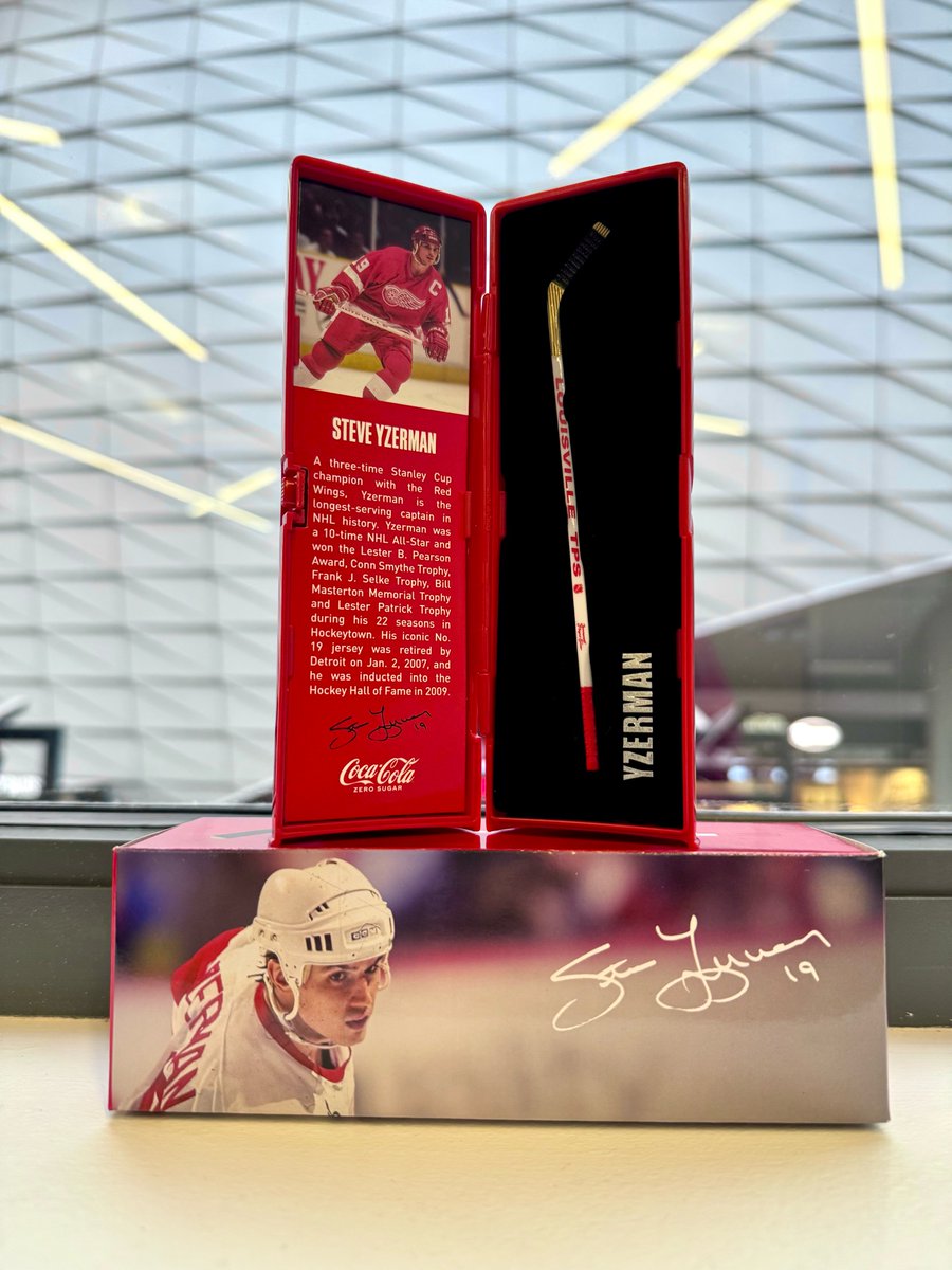 First 7,500 fans at Little Caesars Arena tonight will receive a mini Steve Yzerman Stick Case, courtesy of <a href="/CocaCola/">Coca-Cola</a> Zero Sugar!

Doors open at 5:30pm. See you there!