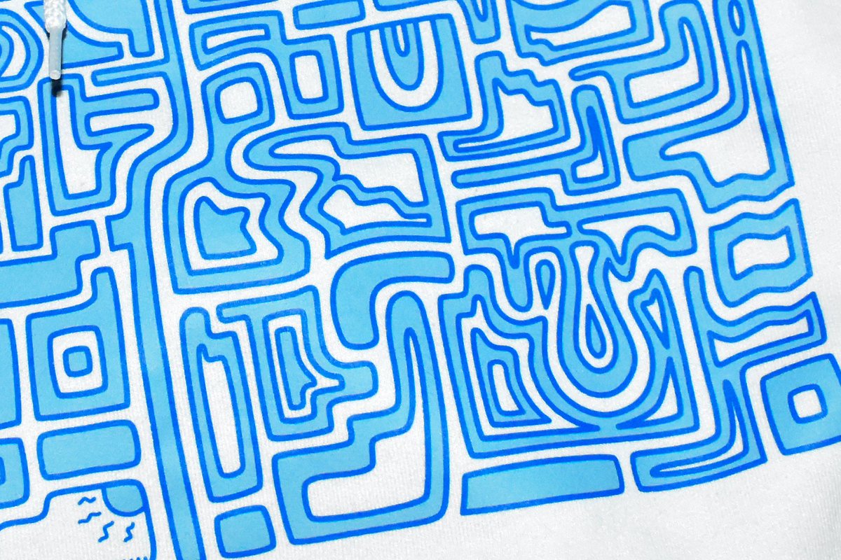 SleepyDesign's tweet image. New drip for the new year, out now
🌧️💧🌊
#streetwear