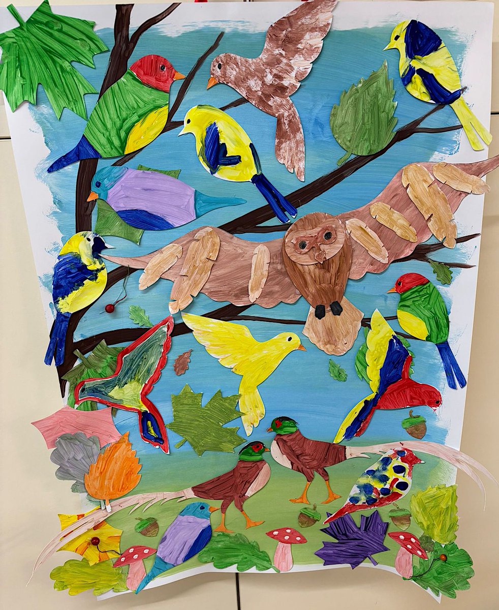 CoventryMojo's tweet photo. Another fab @creativemojo art workshop at @peoplein_action #Barnfield LD #CareHome #Gaydon, #Warwickshire. The talented residents &amp; staff were thrilled to see their finished painting, which will now be on display ahead of the @RSPBEngland #BigGardenBirdwatch #creativemojo https://t.co/hmCHPrKayc