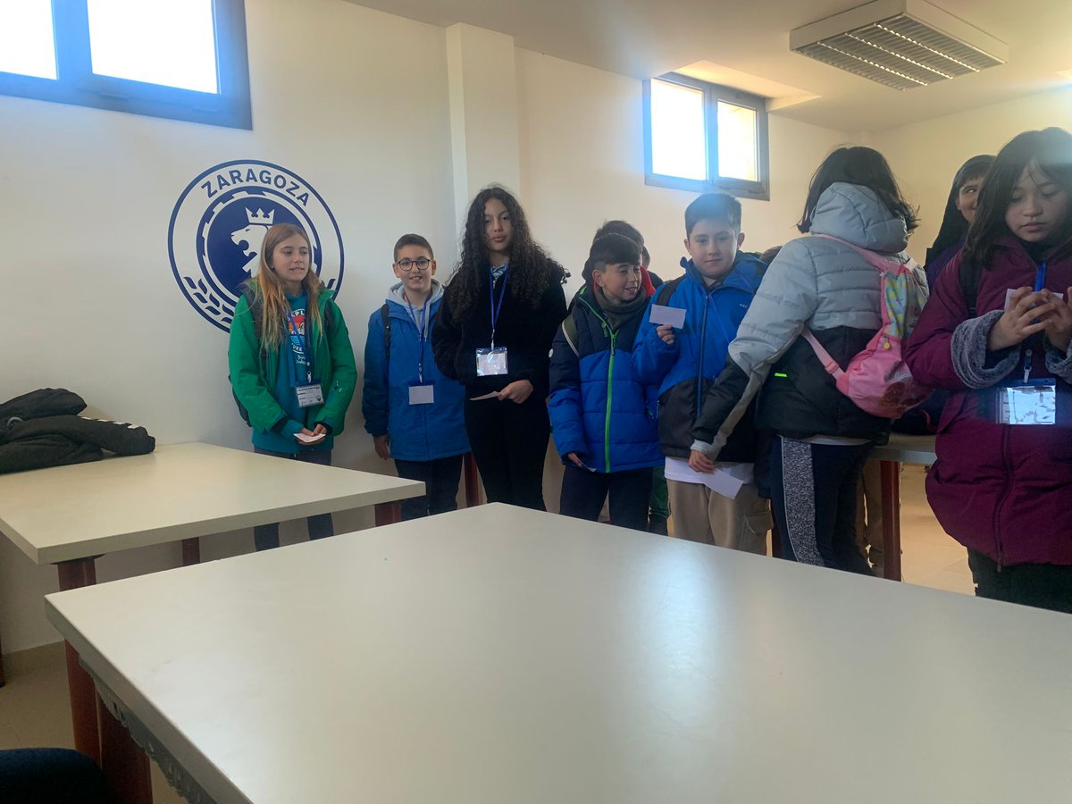 Hoy nos han visitado el CEIP Isidoro Gil de Jasa con alumn<a href="/s/">『S』</a> de Sos del Rey Católico y el CEIP Santos Samper con niñ@s de Almudevar, Alcalá de Gurrea, San Jorge, Valsalada y Artasona. Han estado con <a href="/salvamacias59/">Salva Macias</a>, Laura Rando y Lauren Curtin

@gobaragon @ia_mujer <a href="/crieventa/">CRIE VentadelOlivar</a>