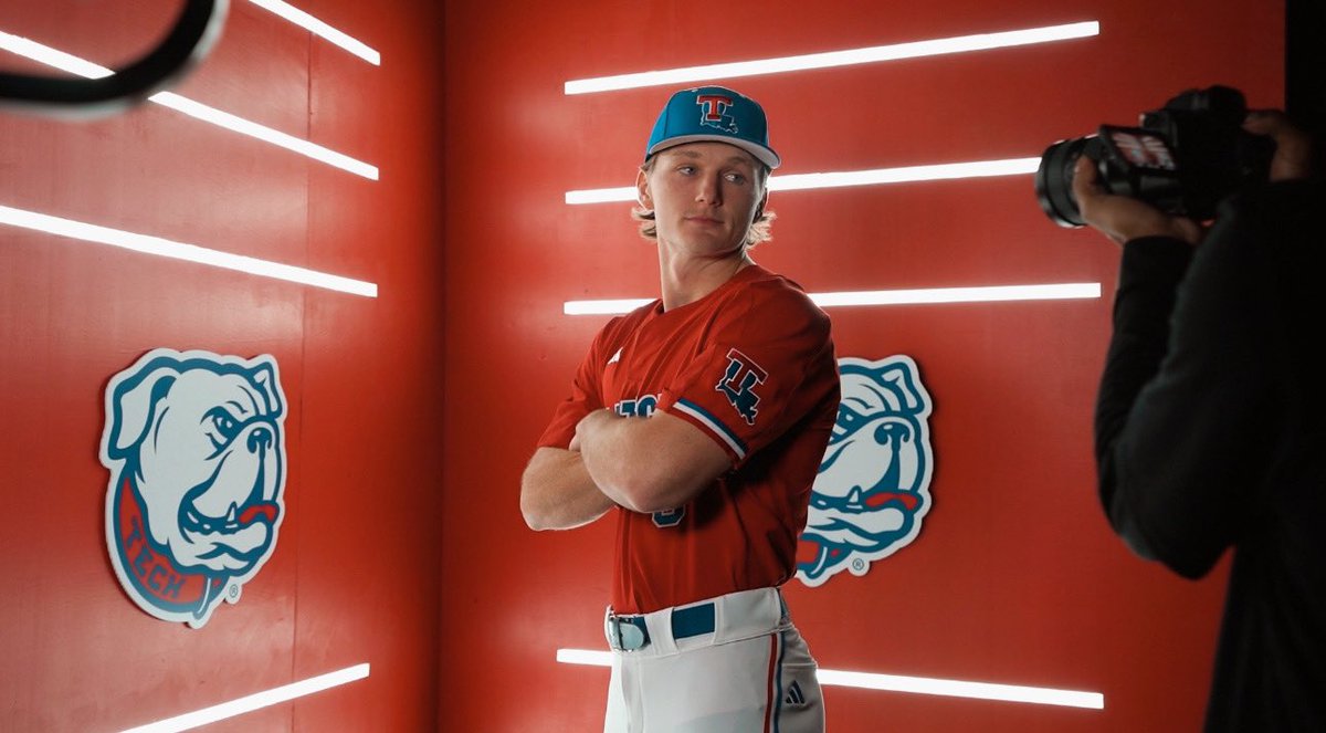 Diamond Dogs tweet media