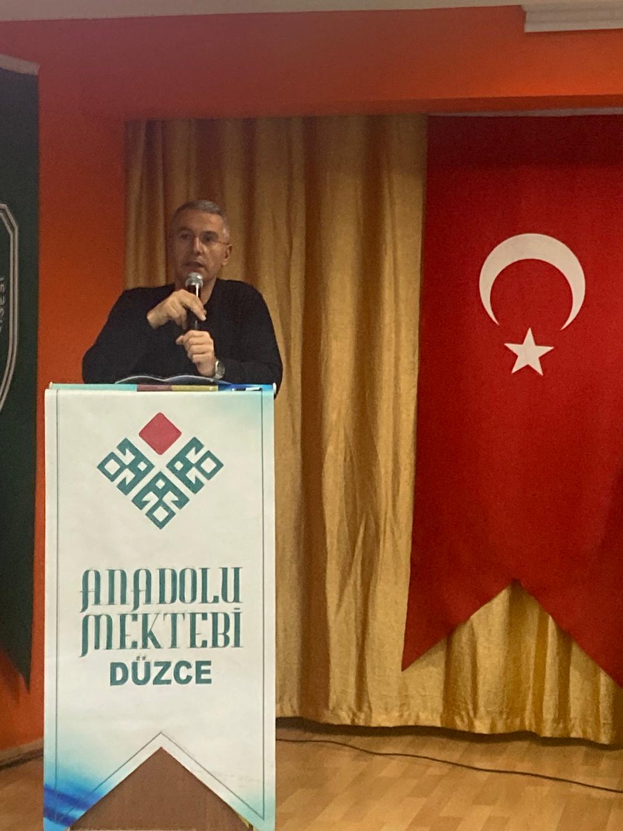 Yunus'u andık mektep talebeleri ile...