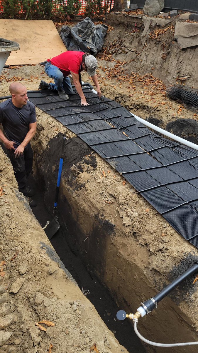 TheRyanVerde's tweet photo. @northessexHarry @janrosenow What if we didn’t have to drill those expensive bore holes? https://t.co/JCwk4HVJAK