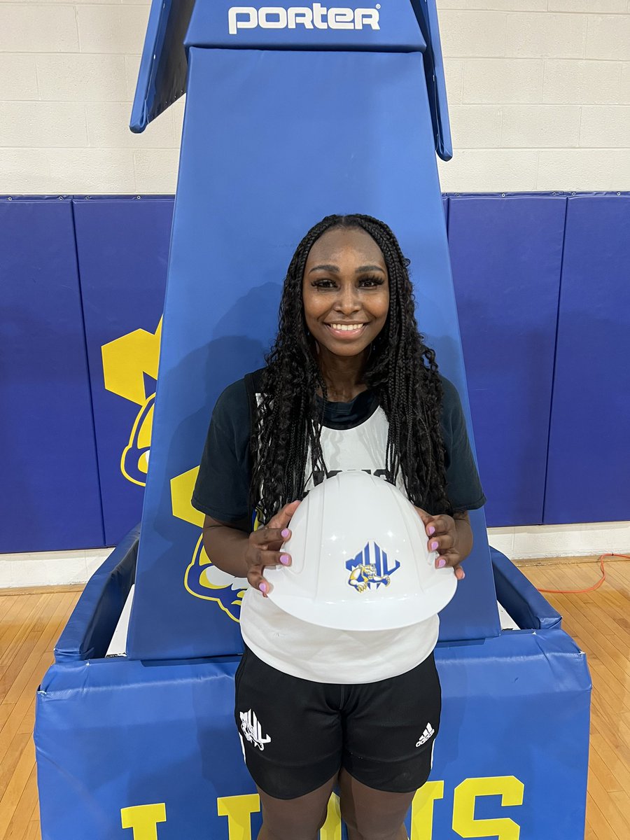 Mars Hill Womenโs Basketball (@mhu_wbb) on Twitter photo ๐๐ค๐ง๐ ๐๐ค๐ง๐ ๐๐๐ง๐๐๐ง ๐๐ฌ๐๐ง๐๐ฆ
๐๐๐๐ 16 goes to Junior, Naja Ngongba๐งฑ
The โWork Harder Awardโ can be defined as a recognition given to a team member who consistently puts in extra effort, often beyond whatโs immediately measurable or visible. ๐๐ค๐ง๐ ๐๐ค๐ง๐ ๐๐๐ง๐๐๐ง ๐๐ฌ๐๐ง๐๐ฆ
๐๐๐๐ 16 goes to Junior, Naja Ngongba๐งฑ
The โWork Harder Awardโ can be defined as a recognition given to a team member who consistently puts in extra effort, often beyond whatโs immediately measurable or visible.