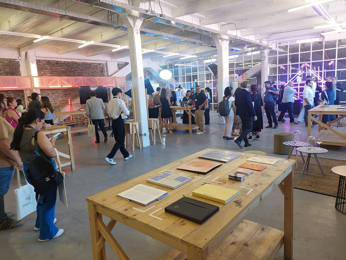 UDLA_CL's tweet image. [AHORA] #Investigación Lanzamiento proyecto UDLA+i: Diseño e Implementación de un Ecosistema de Innovación para el Fortalecimiento de la I+D+i+e y TT en UDLA, con foco en la Sustentabilidad. ⭐Un hito al ser el primer fondo #InES de @ANID_Chile adjudicado por nuestra universidad.