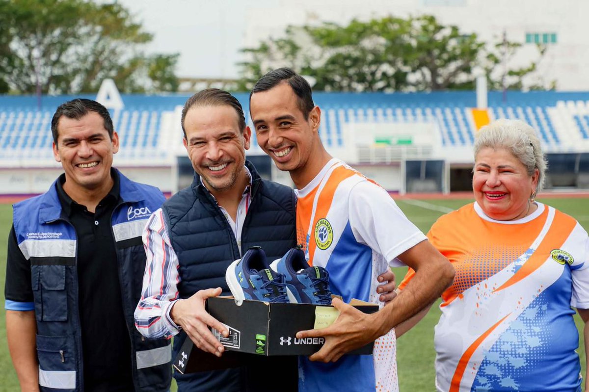 JM_UNANUE's tweet photo. Reconocemos y celebramos el talento de las niñas y niños del equipo de fútbol "Los Cachorros", quienes son un verdadero ejemplo de dedicación y disciplina. Su esfuerzo es posible gracias al respaldo de la Fundación Síndrome de Down Veracruz A.C., así como al apoyo incondicional de sus familias y maestros.