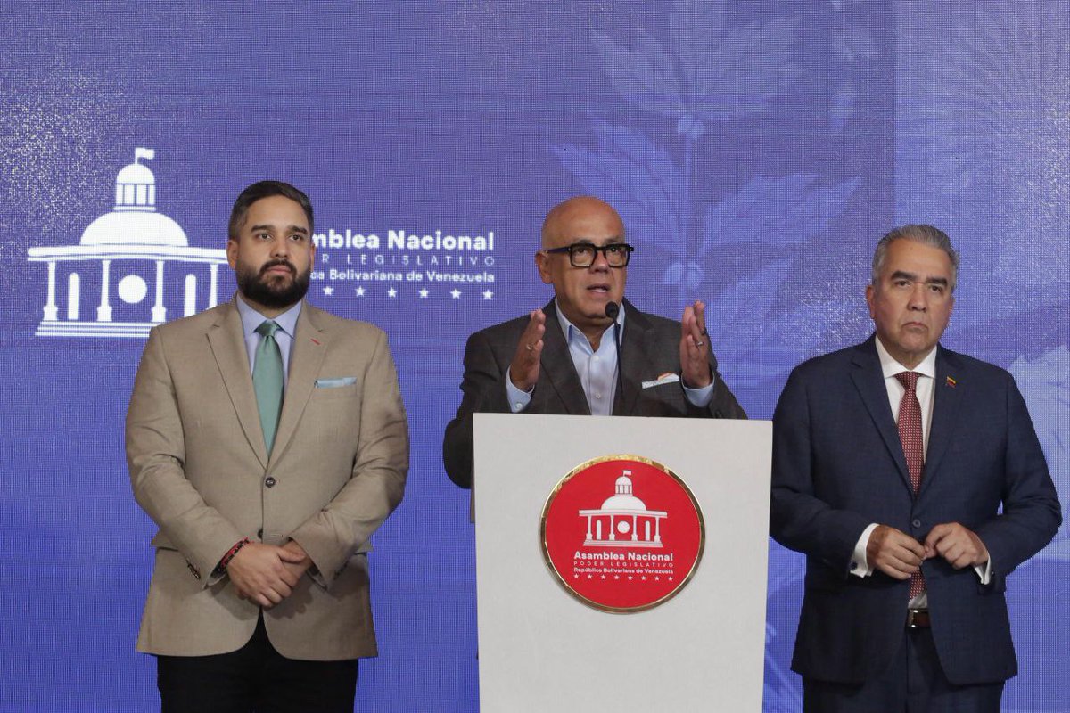 La Asamblea Nacional, conjuntamente con 37 representantes de partidos políticos y de las cuatro gobernaciones a cargo de la oposición, trabajan en la elaboración de una propuesta de fechas para las elecciones de 2025.